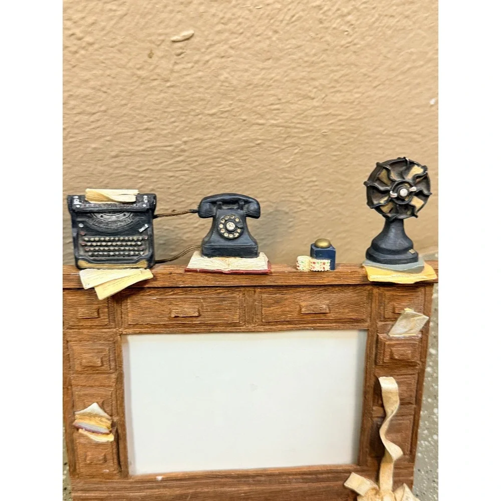 Vintage Style Roll Top Desk Picture Frame Typewriter Rotary Phone 3D Resin 5x3.5